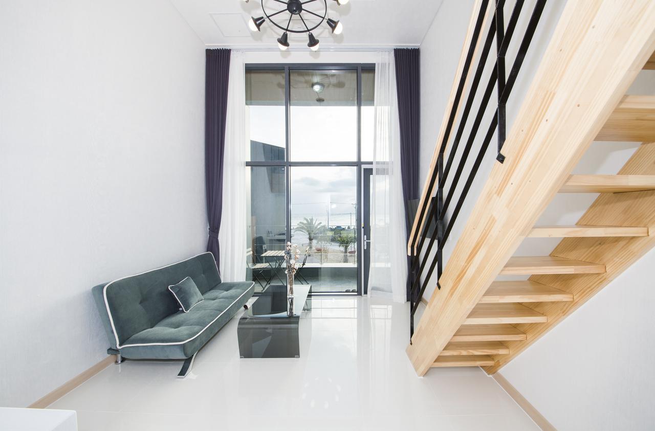 J Raum Resort Seogwipo Bagian luar foto