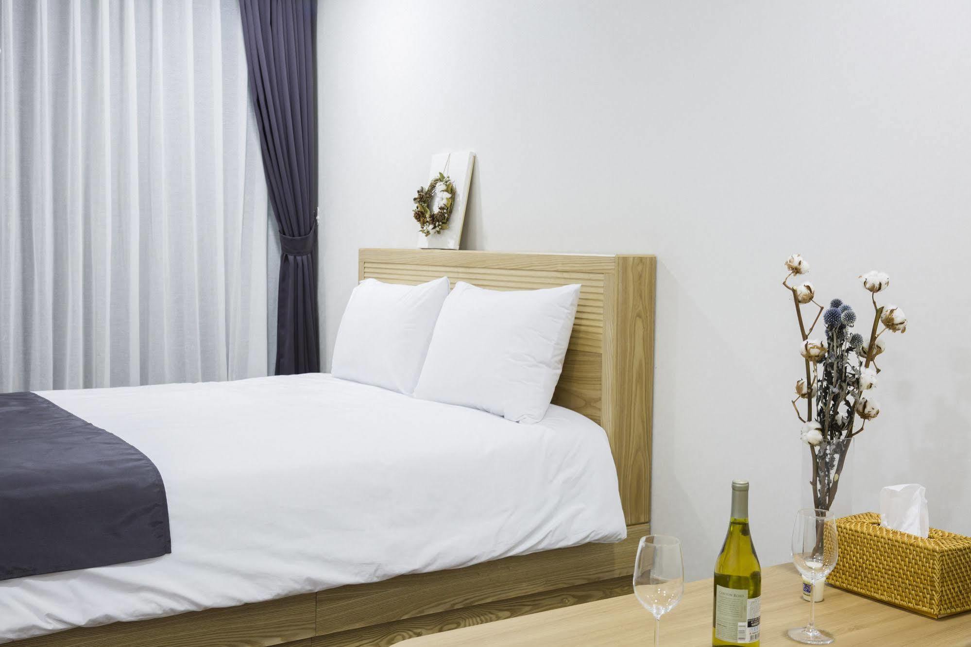 J Raum Resort Seogwipo Bagian luar foto