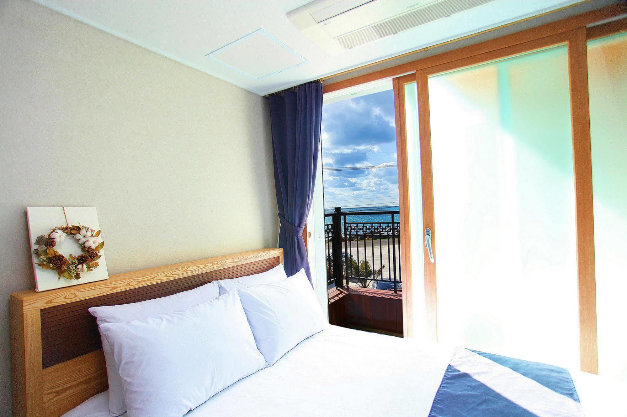 J Raum Resort Seogwipo Bagian luar foto